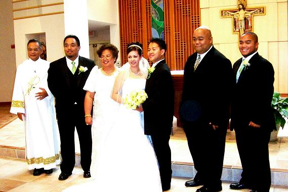 Jim officiated the Sacrament of Matrimony to Tam/Michelle with the Aquino family